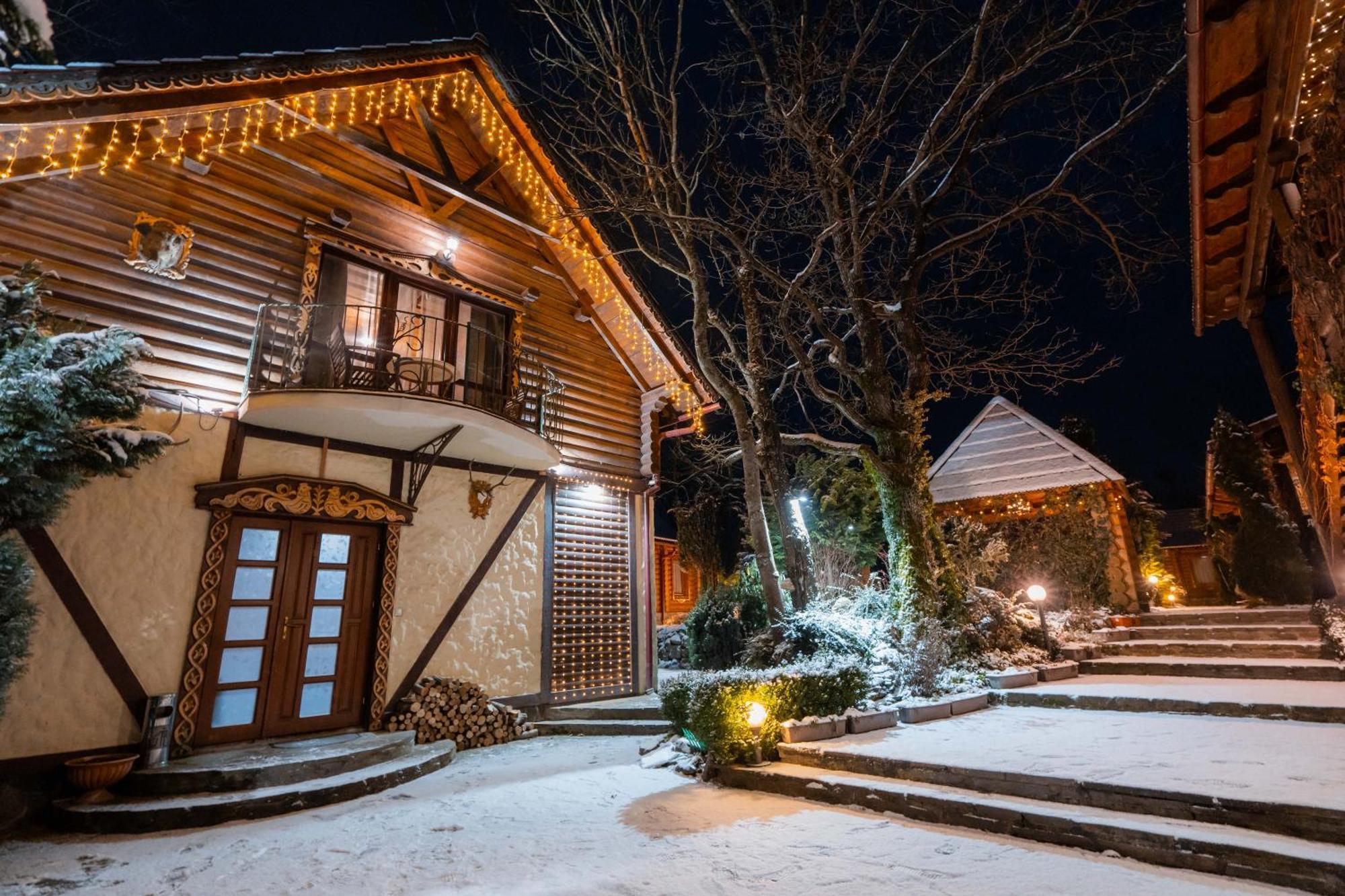 Villa Garden Hotel Solochin Exterior photo