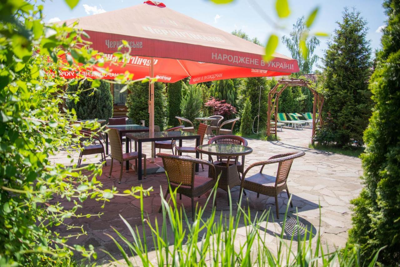 Villa Garden Hotel Solochin Exterior photo